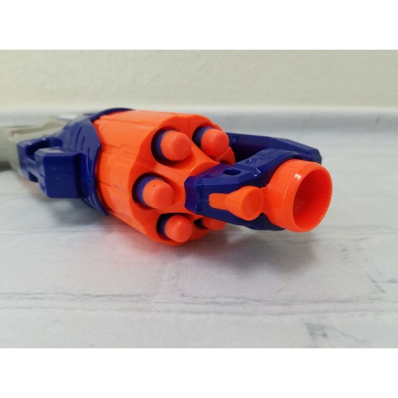 Nerf Elite Disruptor with 6 Darts. - Picture 5 of 8